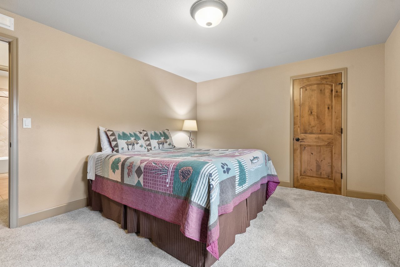 14953 Snowy Pine Point