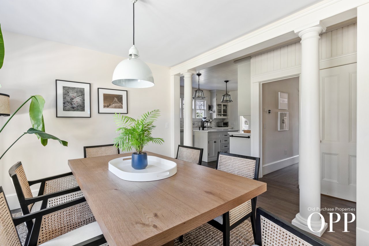 A MOVE-IN READY BELLPORT ORIGINAL