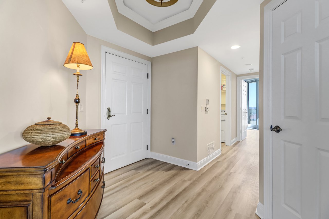 1065 Borghese Ln #801
