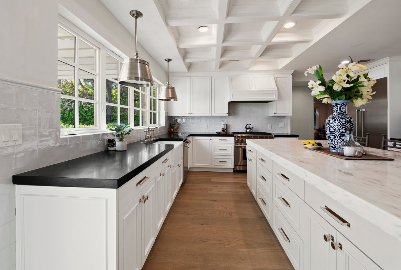 6141 E CALLE CAMELIA