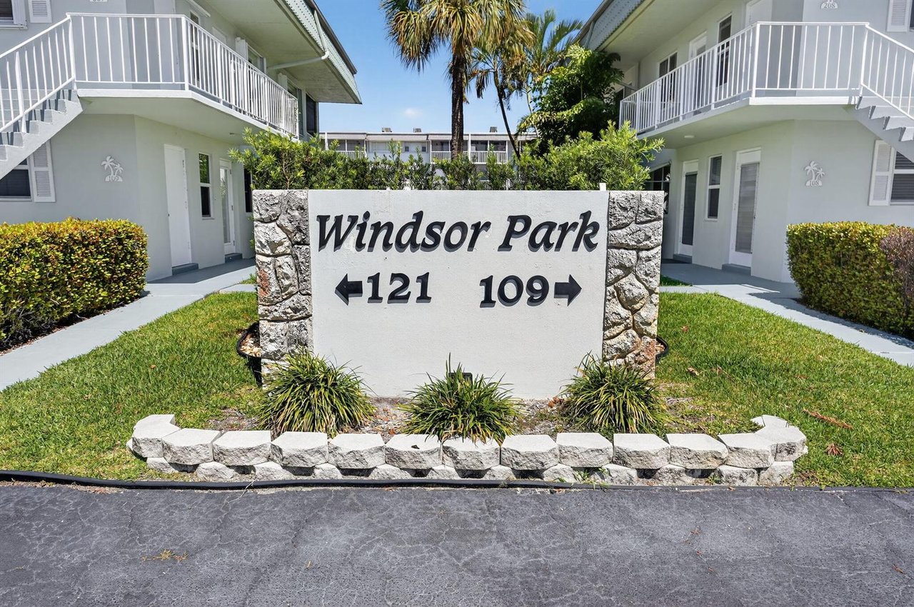 121 Wettaw Lane Ln #112