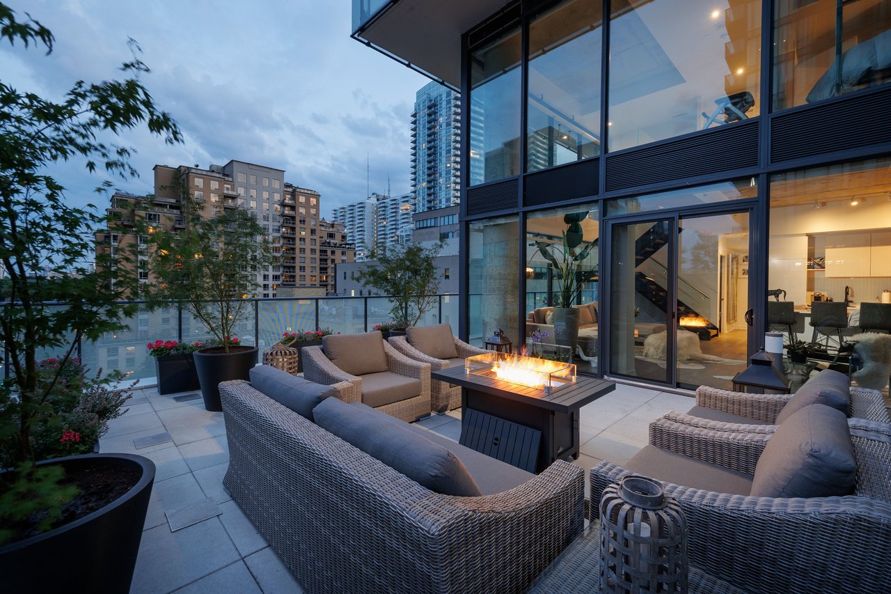 161 Roehampton Avenue, Suite 803