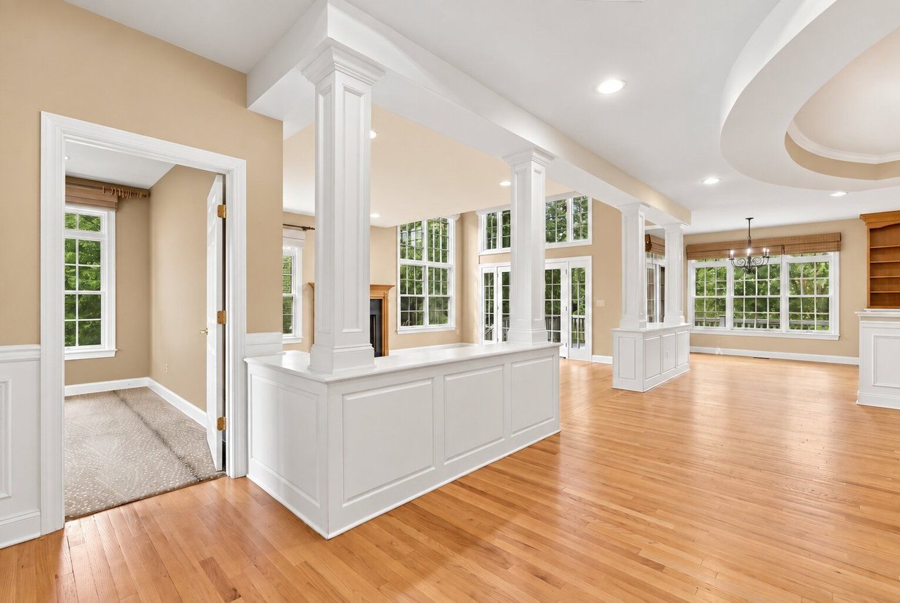 6 Melrose Ln
