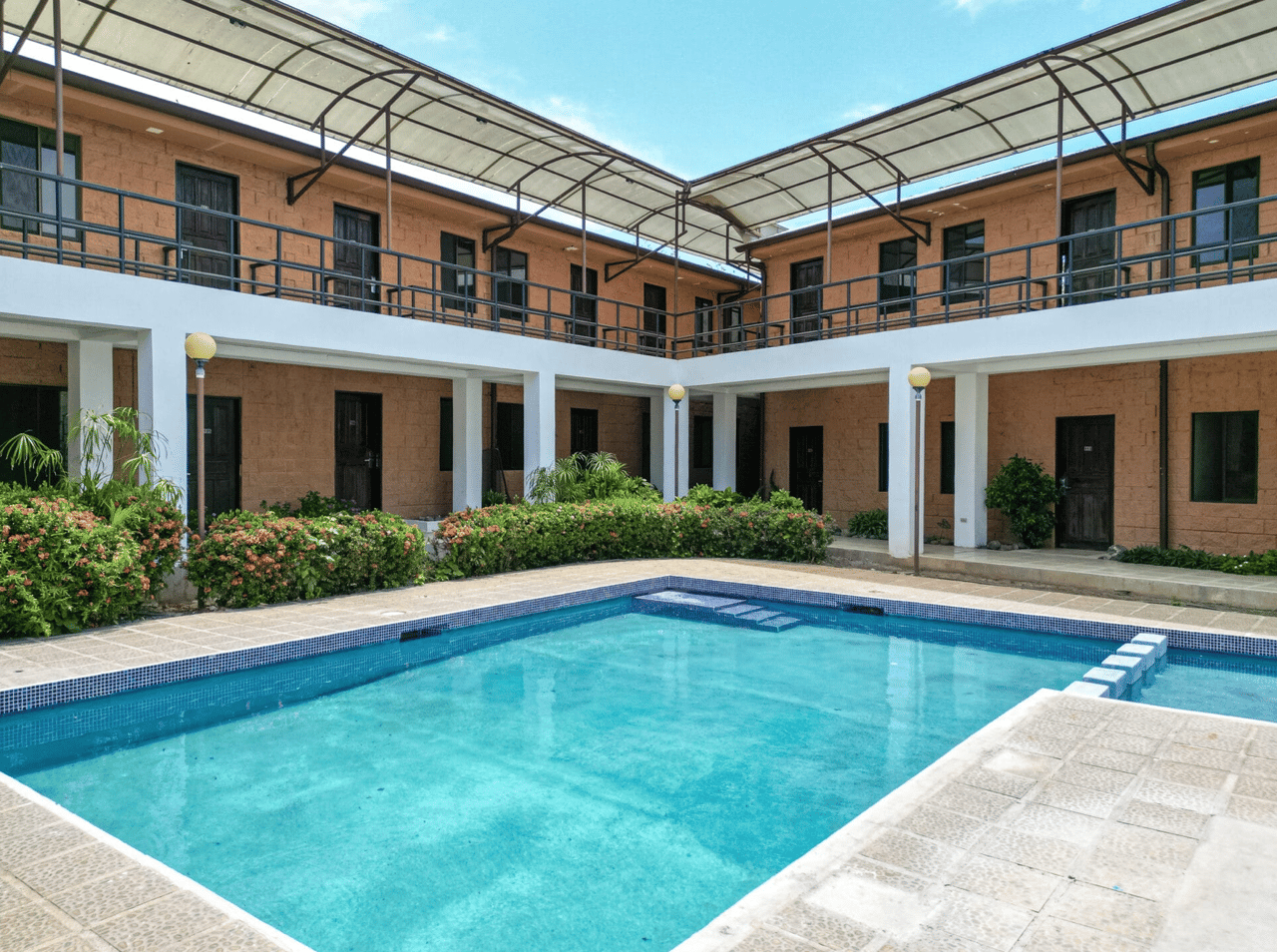 Airport Hotel Liberia - 32 Rooms - Dream Investment Opportunity