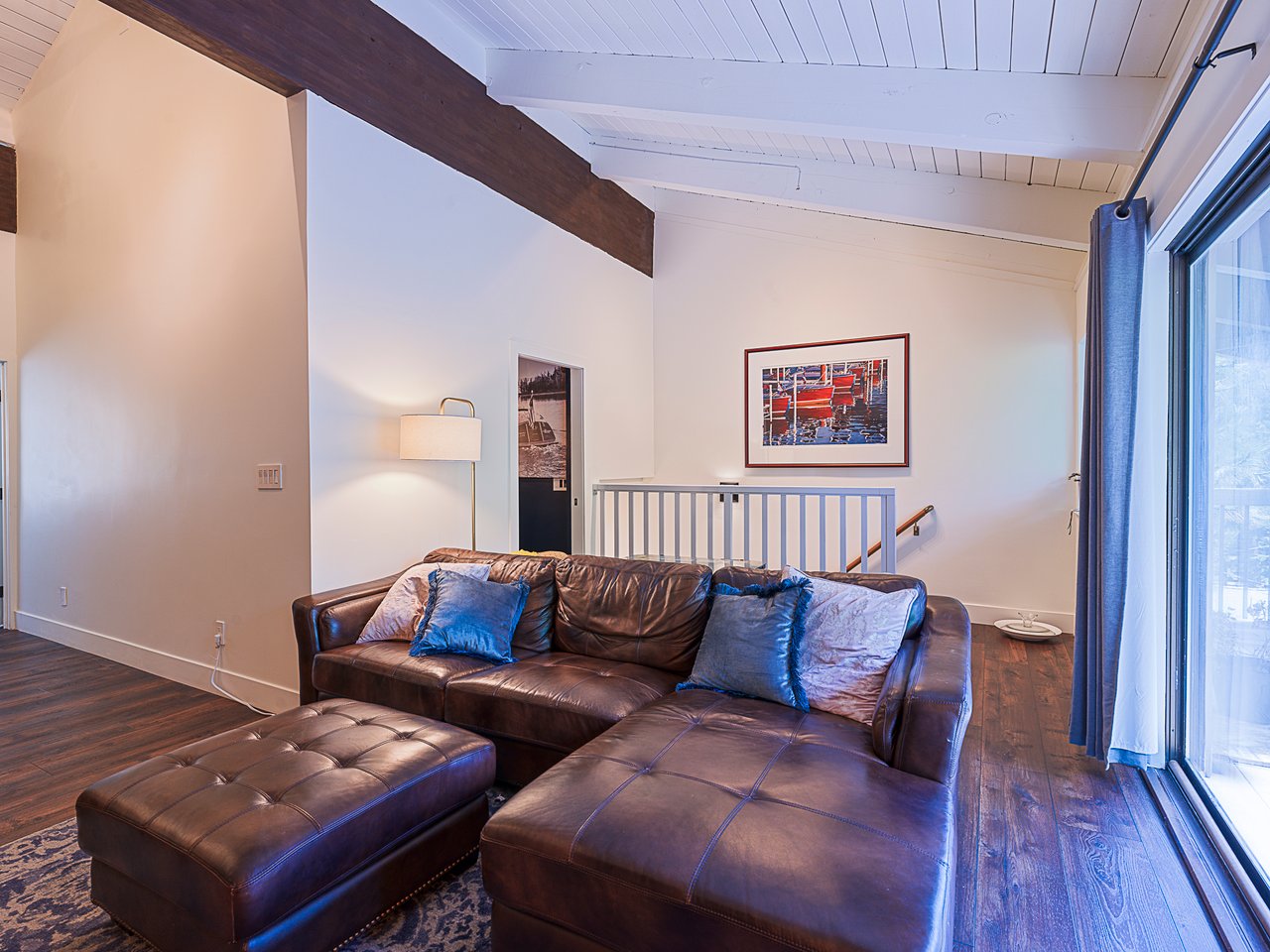 Luxury Remodeled Condo in Incline Village