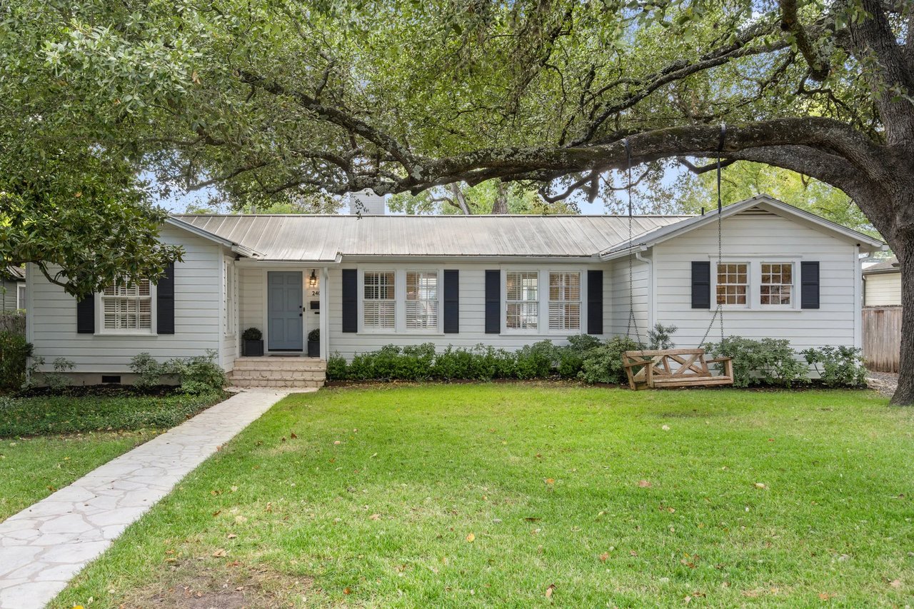 2407 Bowman Ave