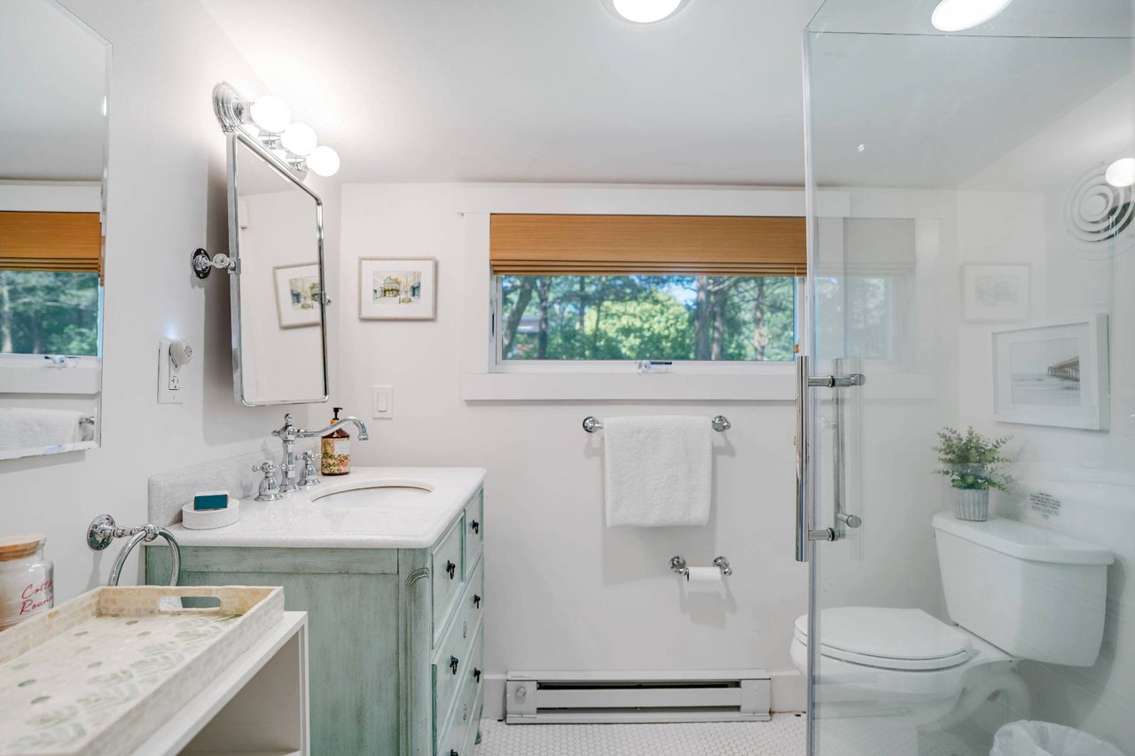 45 Towd Point Rd, Southampton