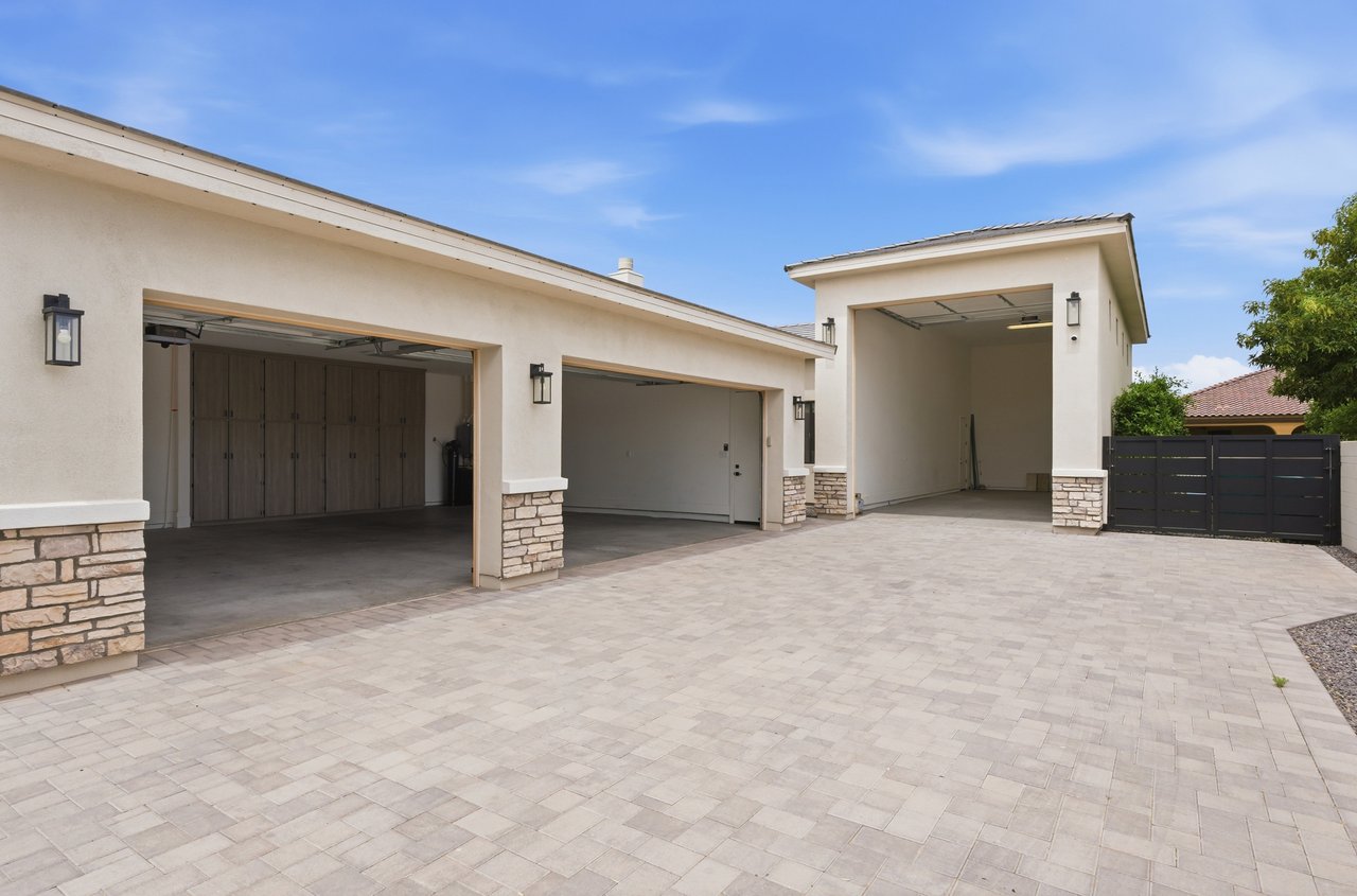 18206 W SAN MIGUEL Court