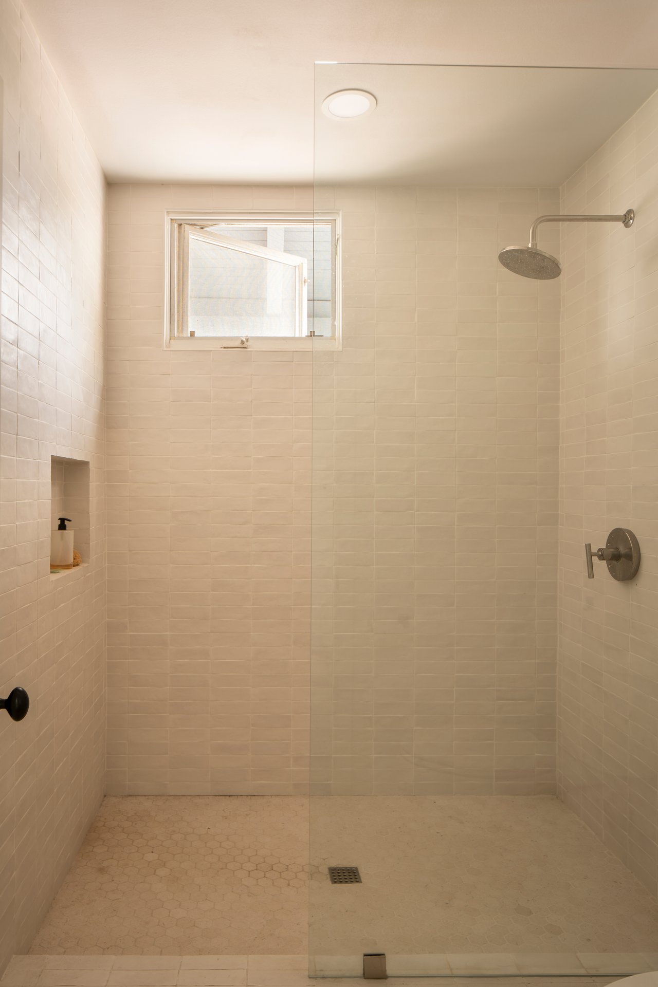 6435 Zumirez Dr Unit: 8, Malibu