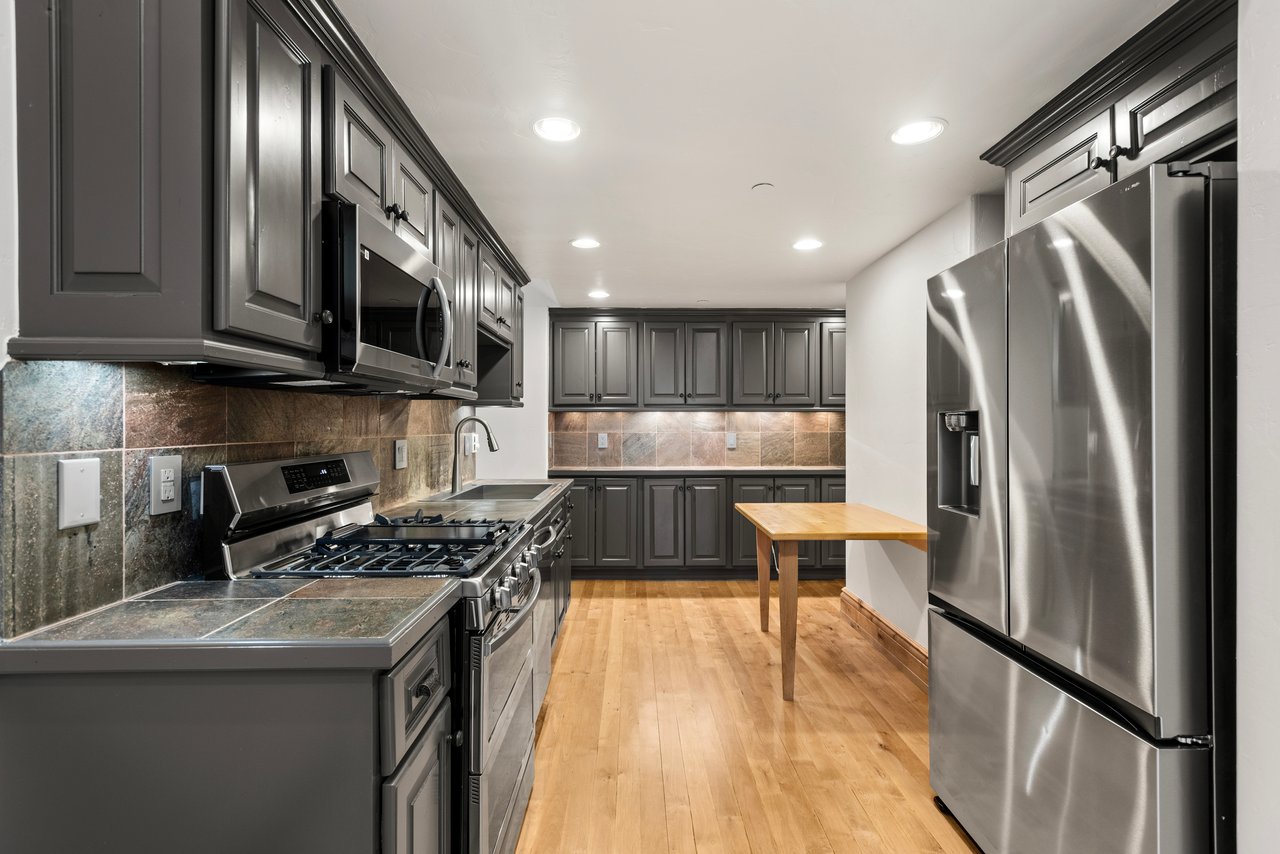 Bright & Spacious Aspen Home