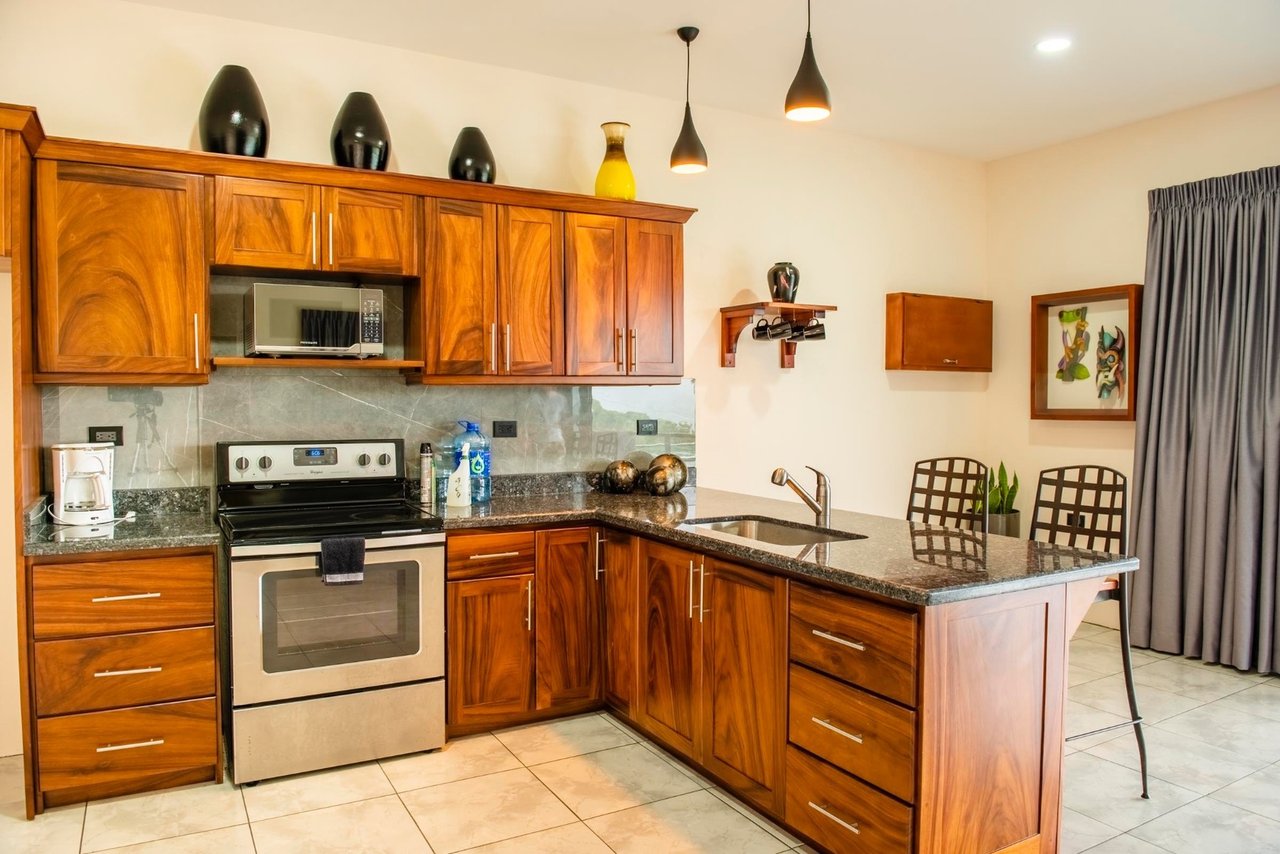 Tropical Villa with Guest Casita, Perez Zeledon, San Jose