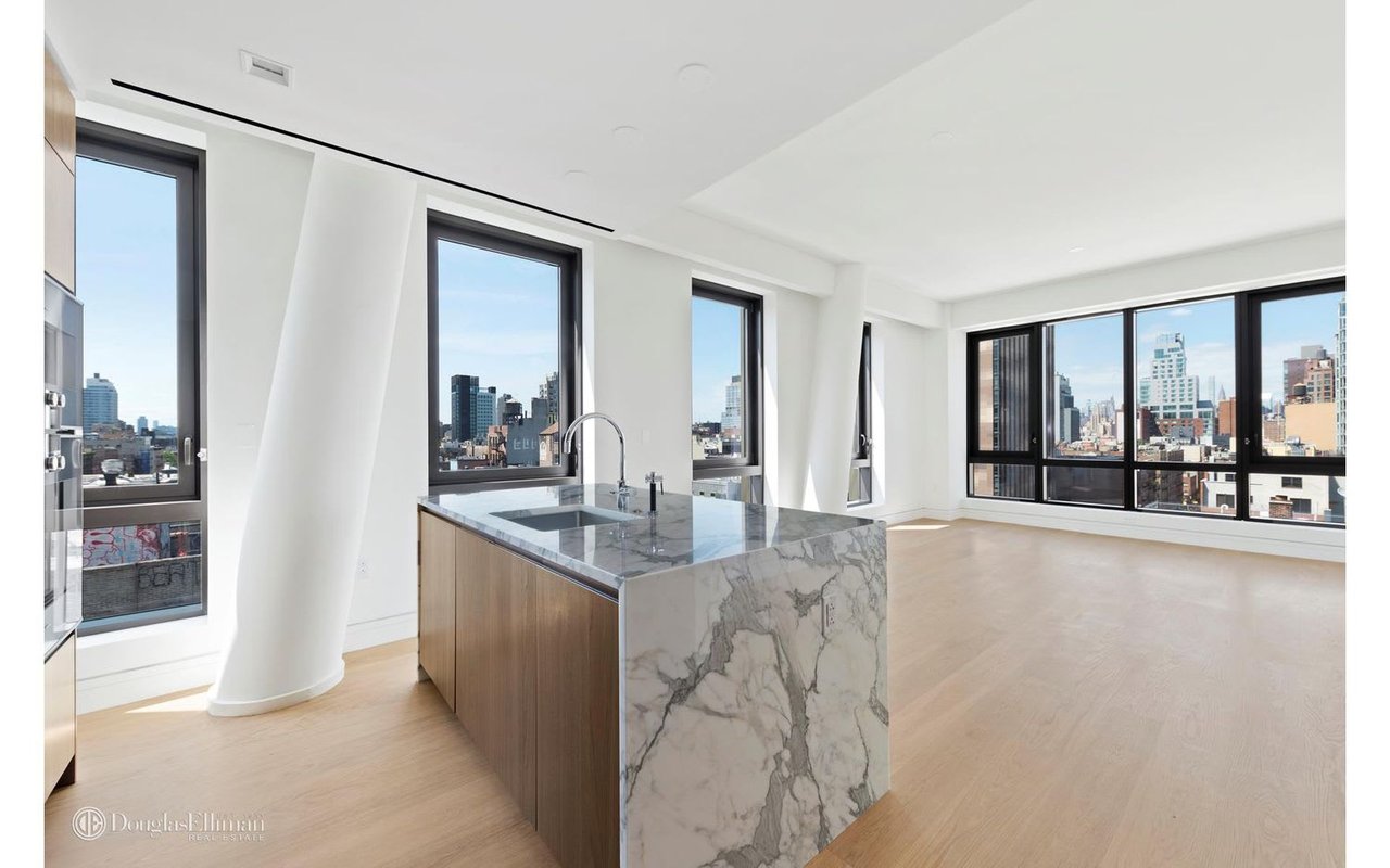 242 Broome St, #8D