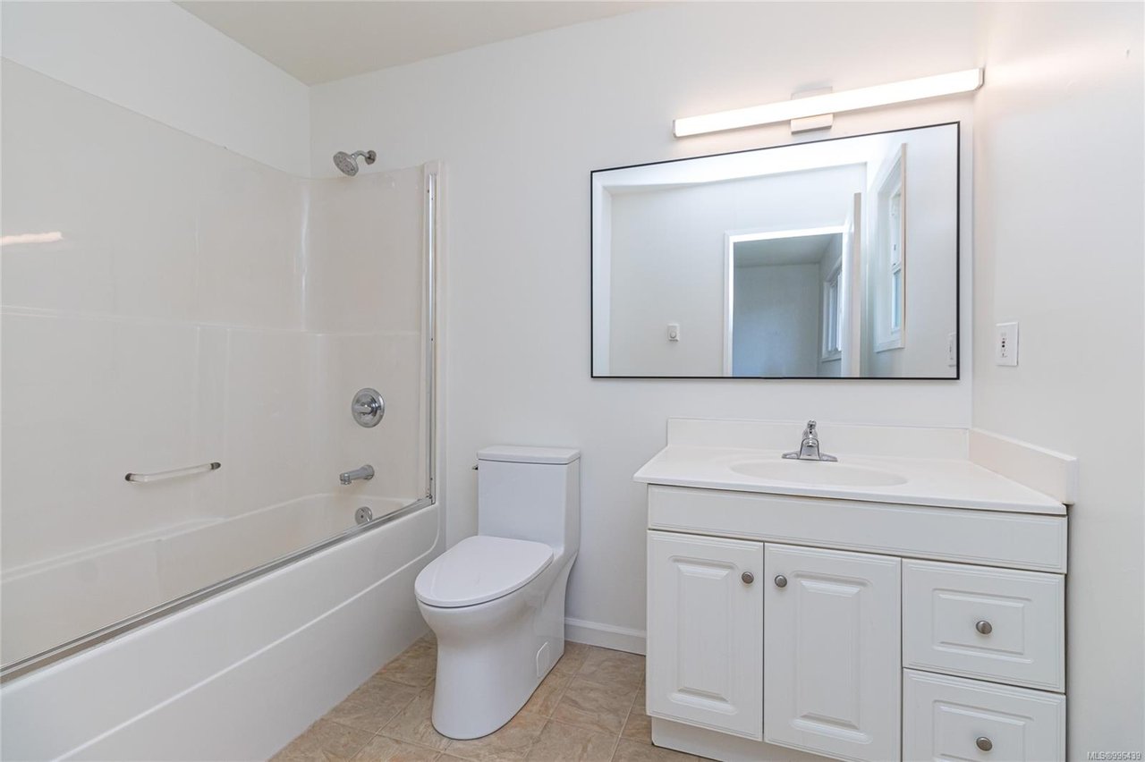 4354 Okano Pl