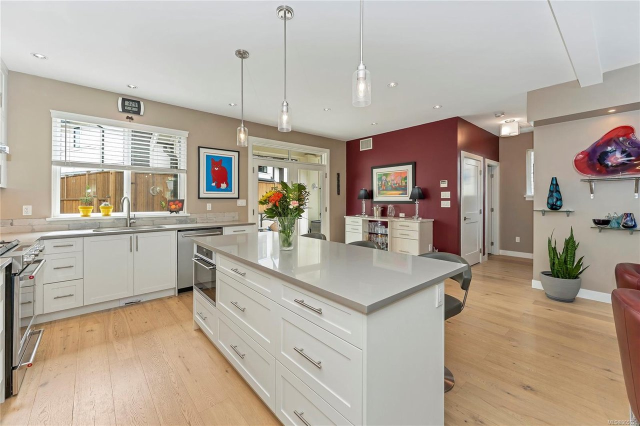 2857 Turnstyle Cres