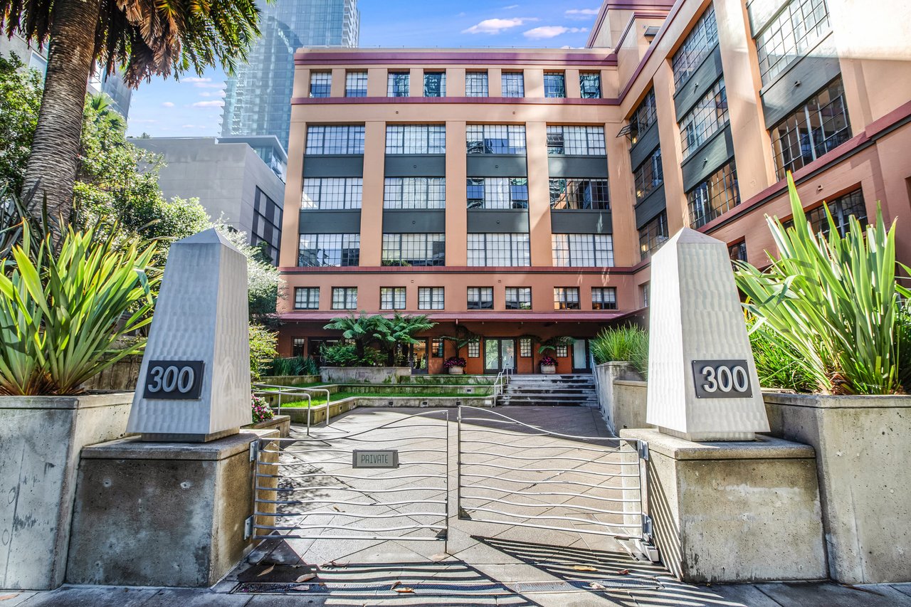 Designer Renovation at Embarcadero Lofts