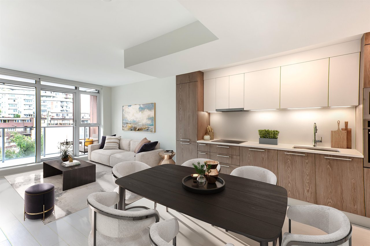 308-285 E 10th Ave