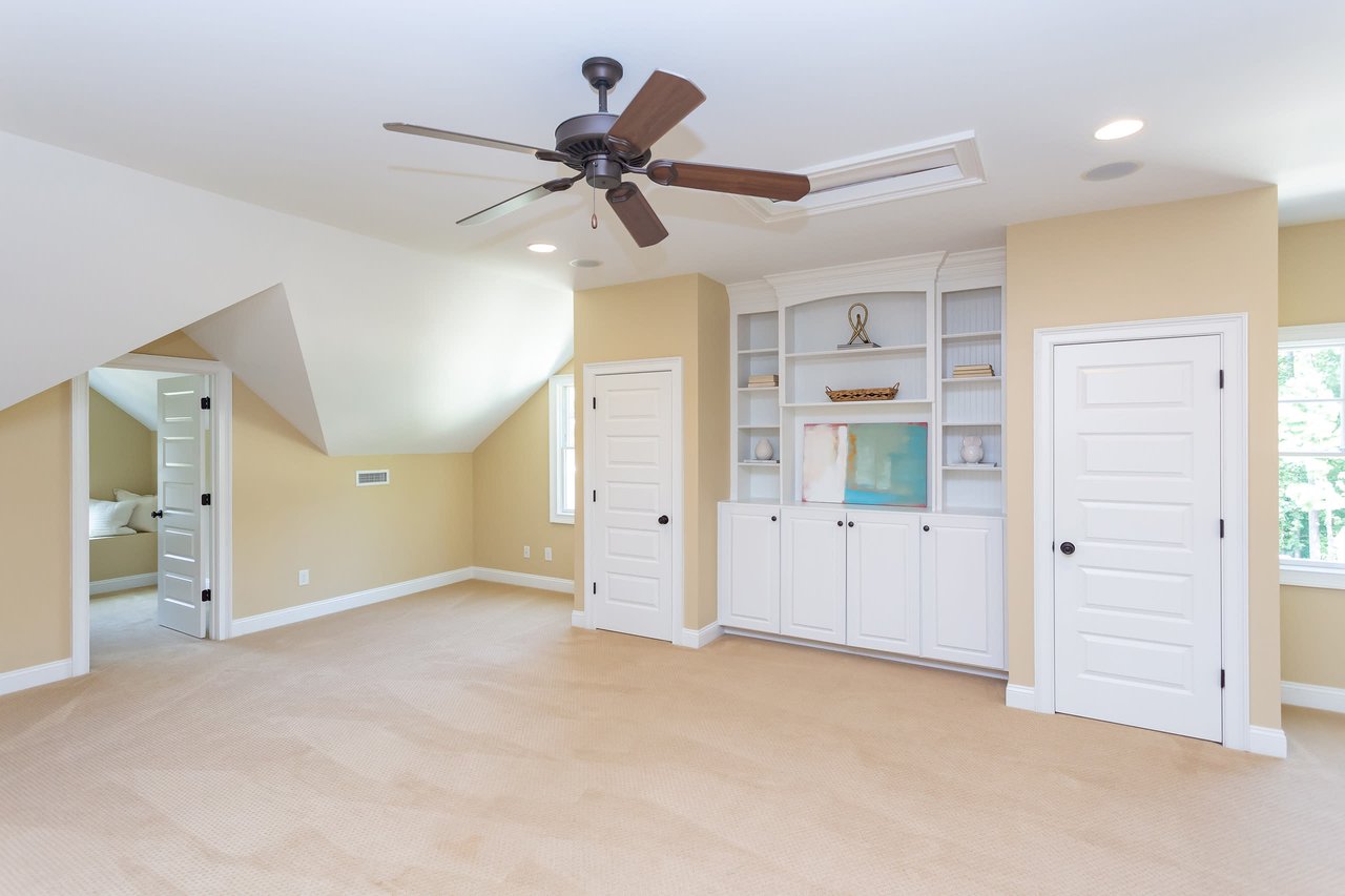 102 Founders Rdg Dr