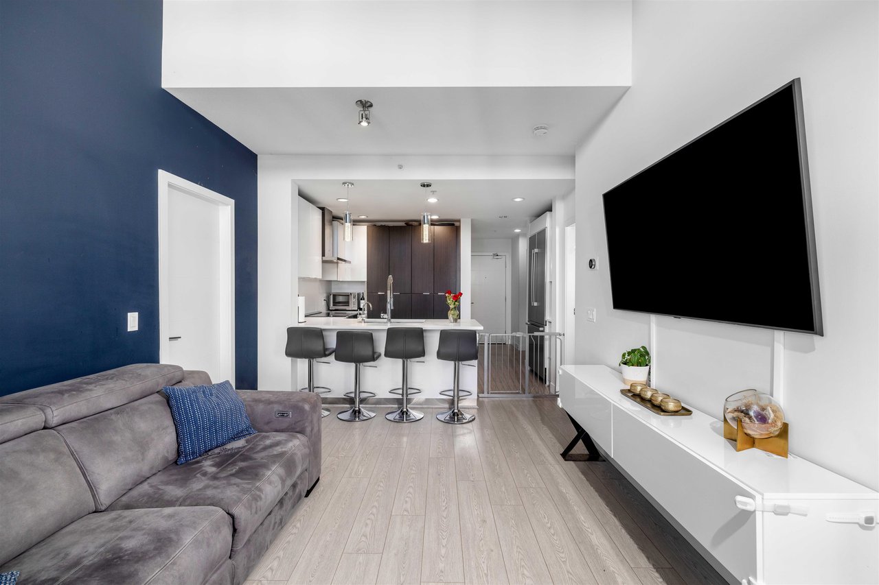 609-733 W 3rd St