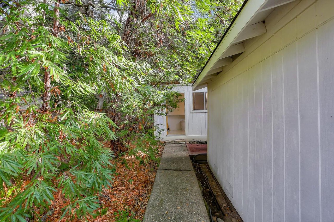 10 Upper Cir