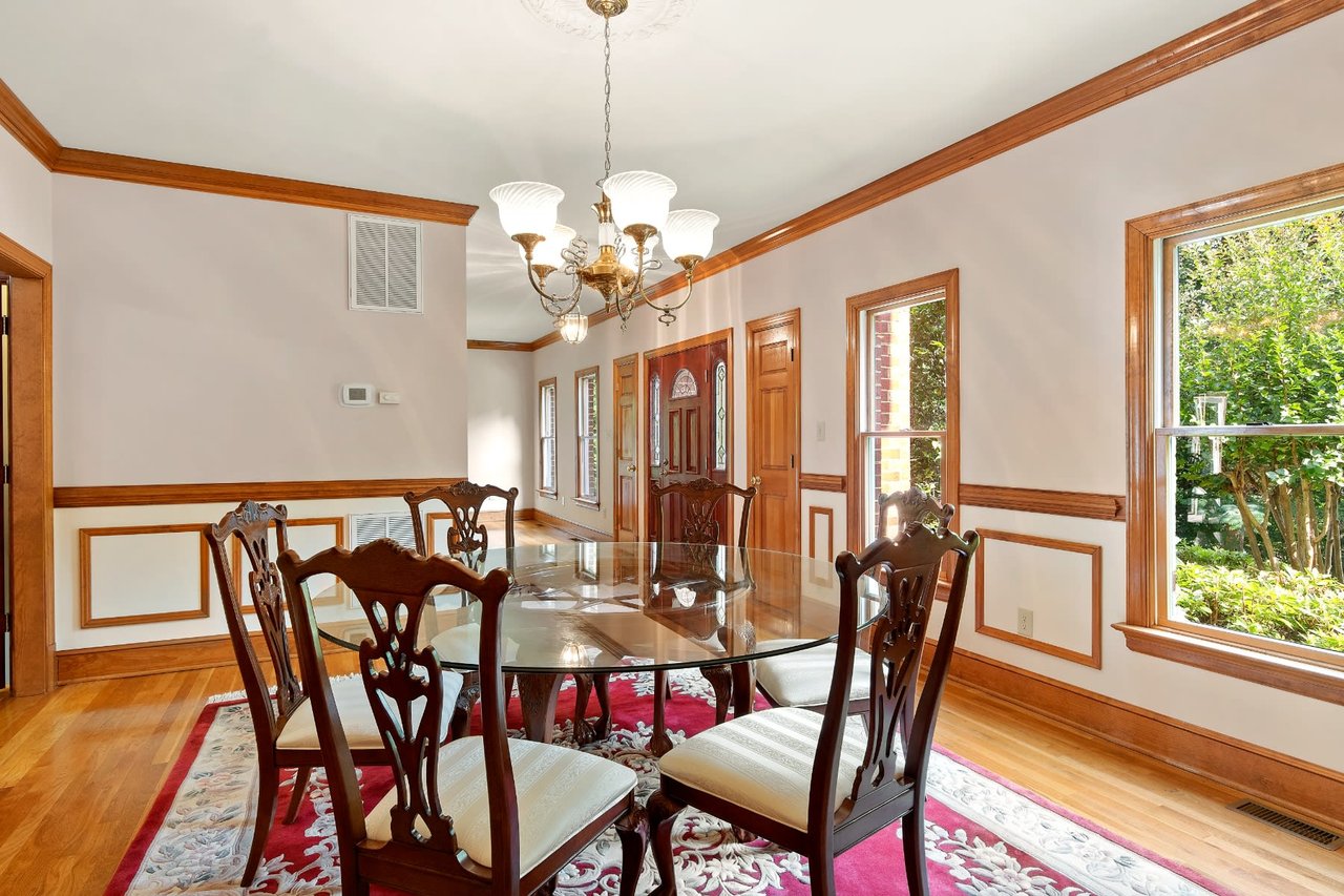3328 Robious Forest Way
