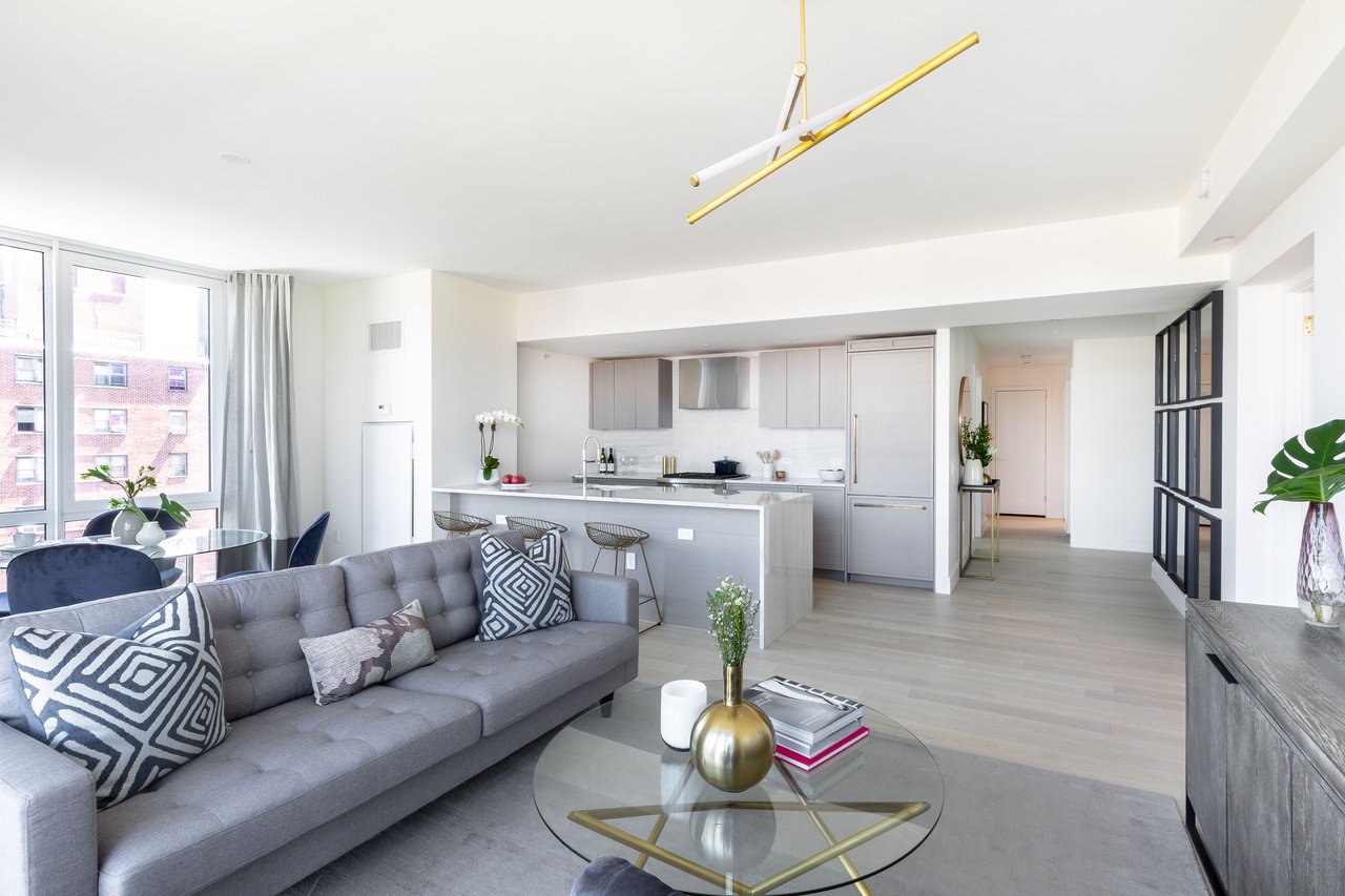 1399 Park Ave, Apt 20/21A