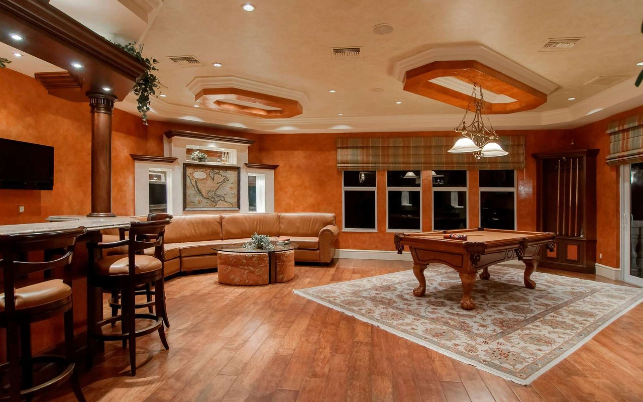L'Ambiance, Longboat Key