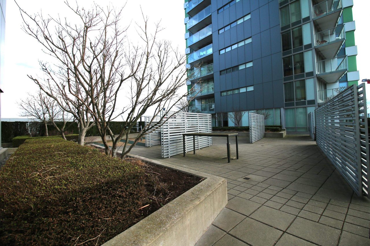 1108-488 SW Marine Dr