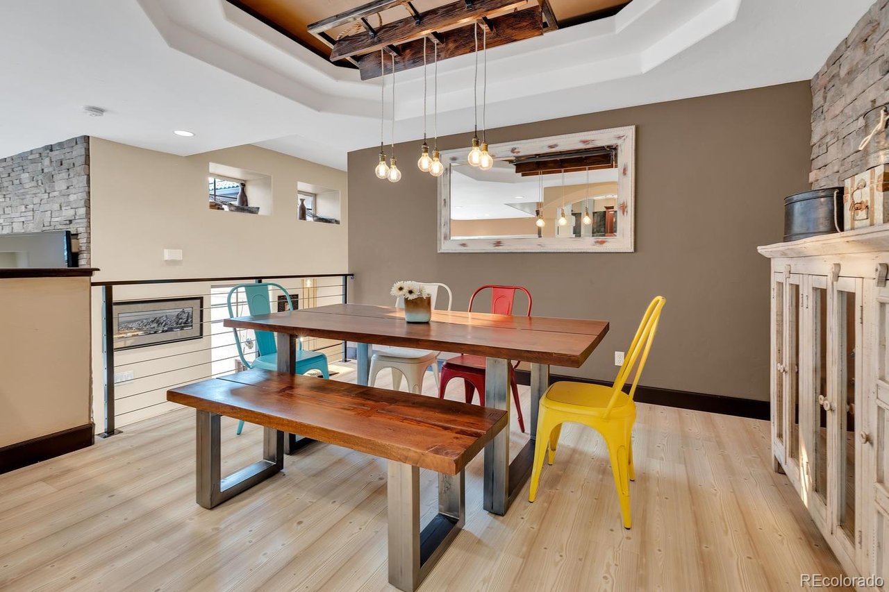 6658 Old Ranch Trl
