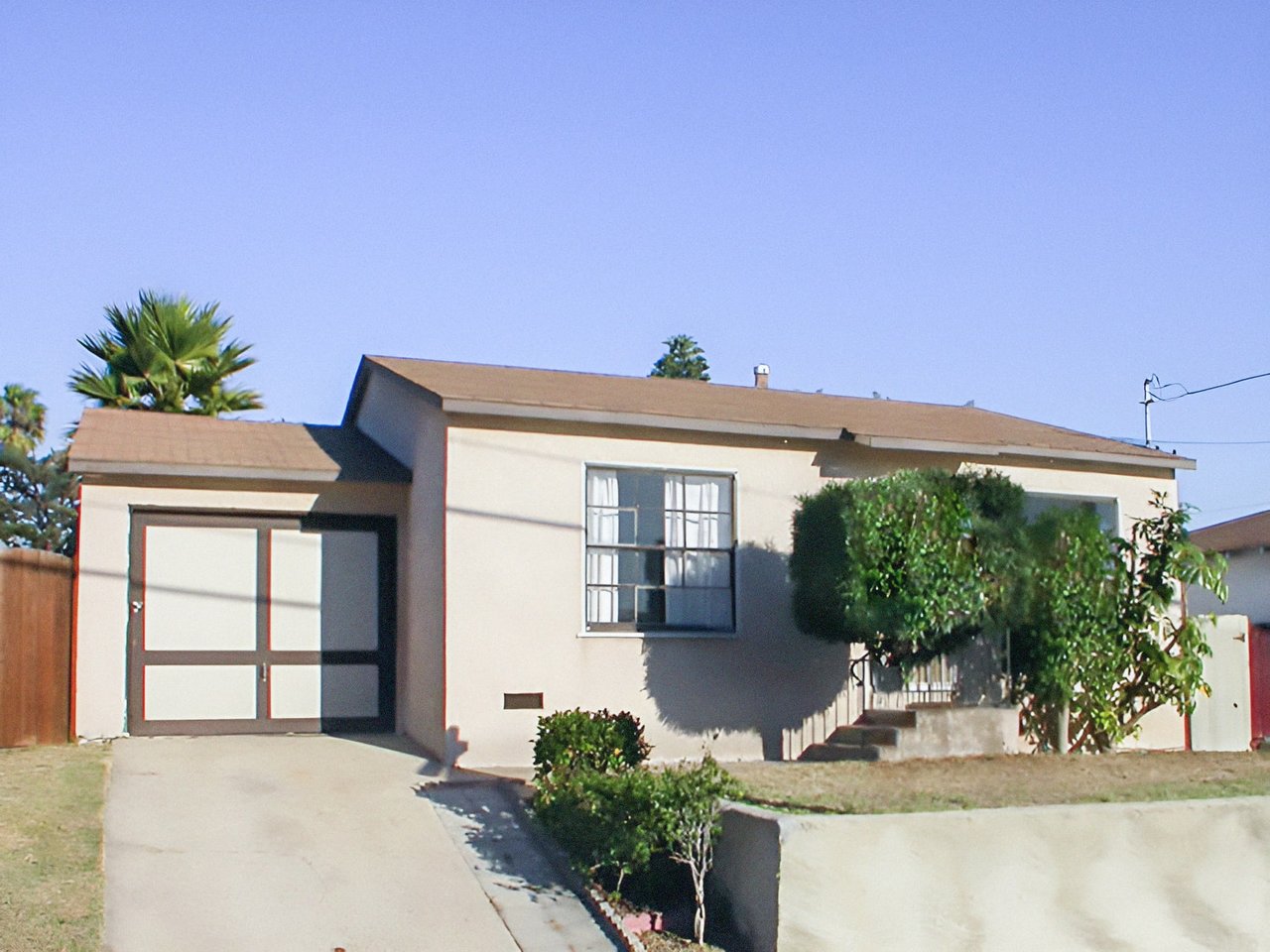 304 Hopkins Ave