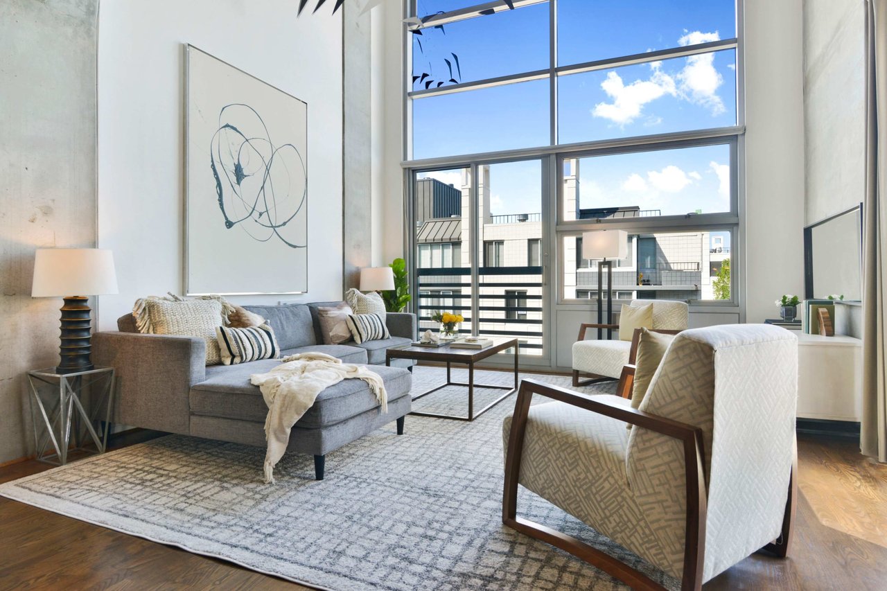 77 Dow Place Unit: 711