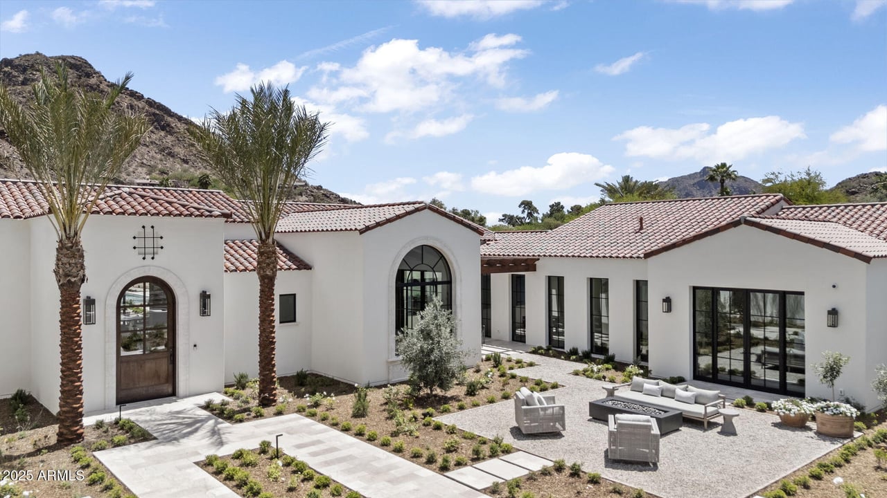 7501 N Eucalyptus Dr