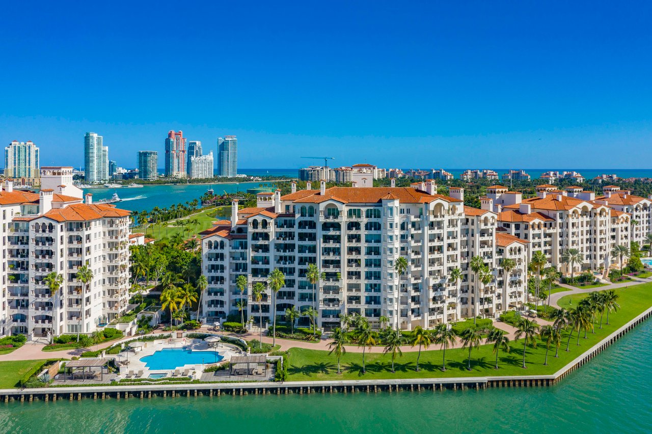 5203 Fisher Island Dr