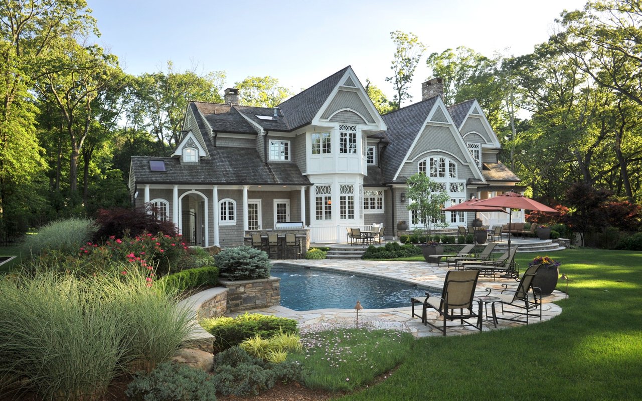 27 Old Woods Rd