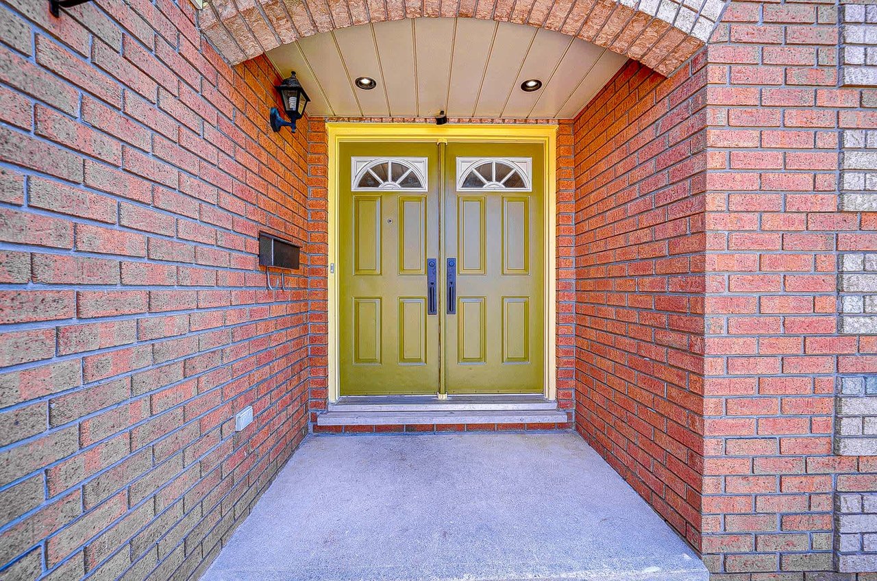 2184 Lumberman Lane