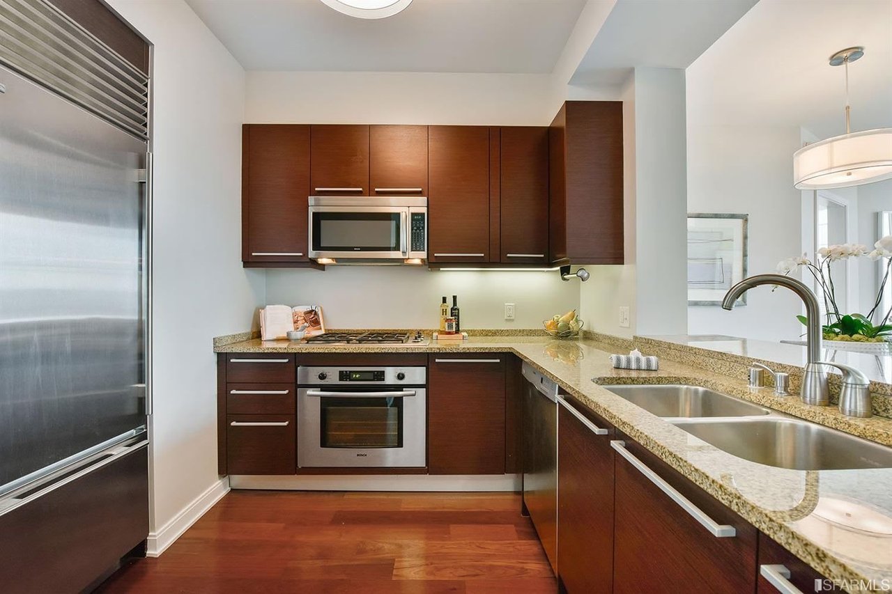425 1st St Apt 5101