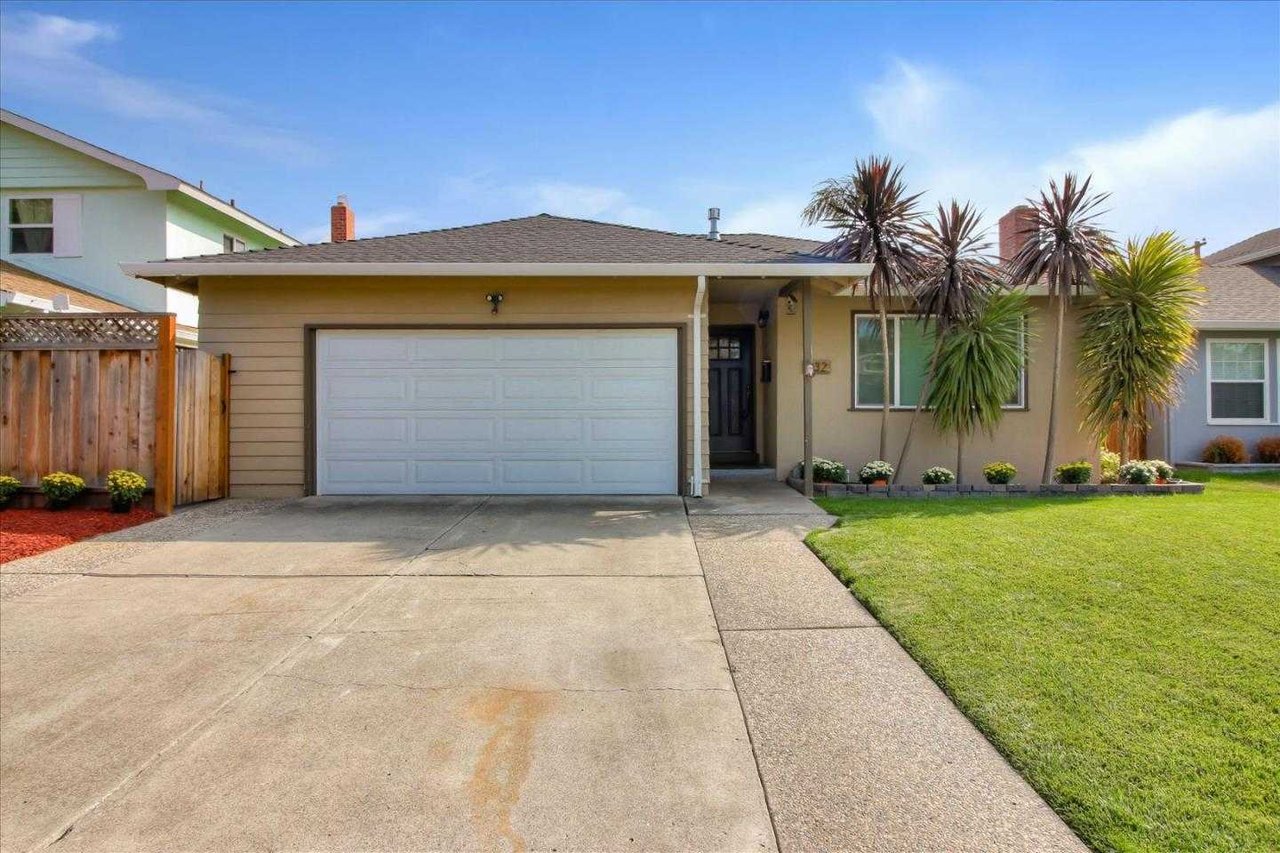 232 Omira DR