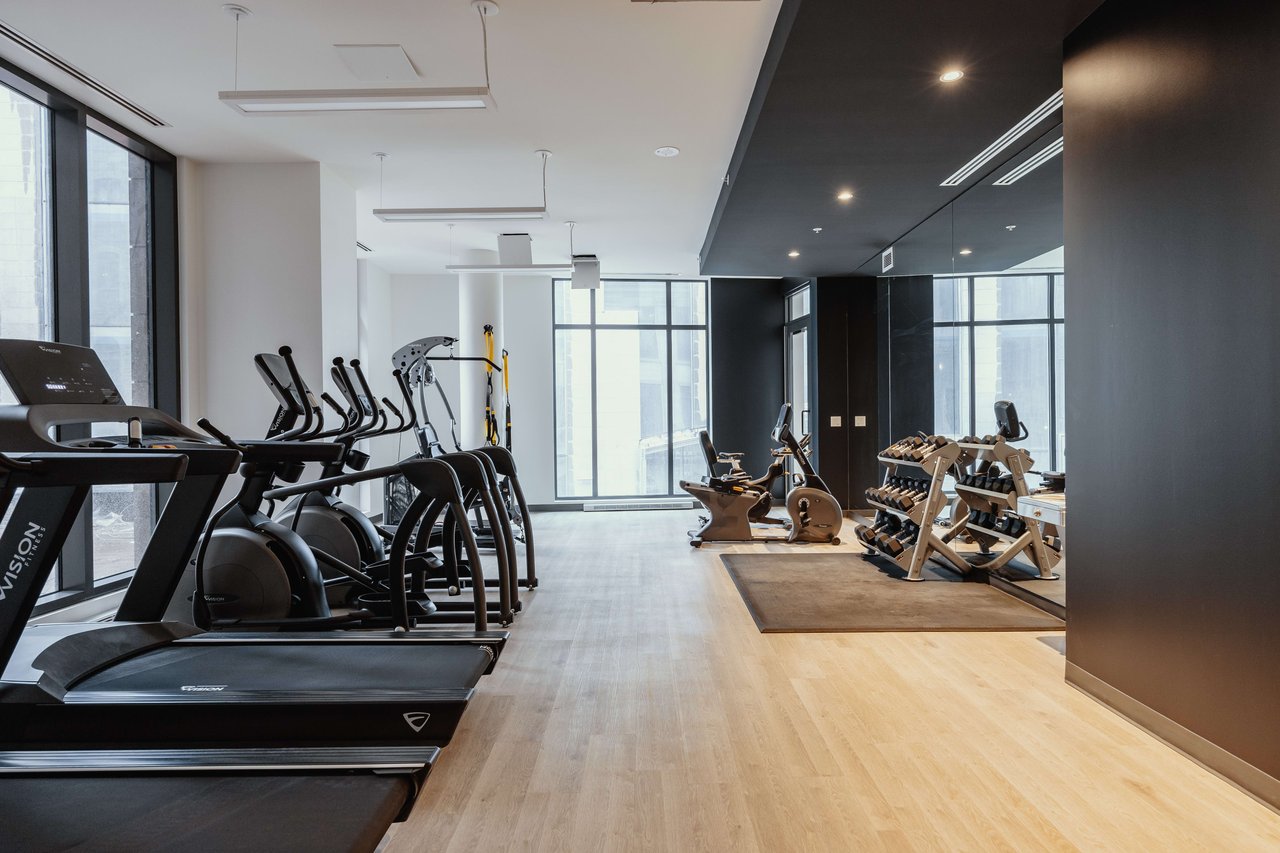 628 Rue St-Jacques, Apt. 605