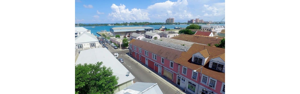 Bay Street Commercial Building