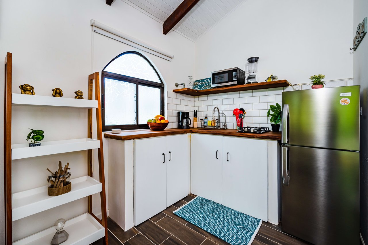 Casa Papaya Villaggio II, 431B | Renovated One-Bedroom Condo Steps from 7 Beaches