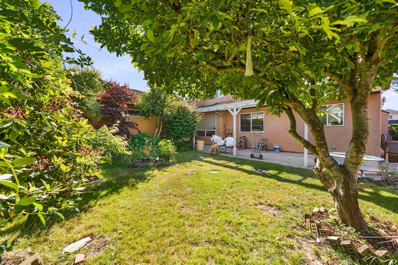 6160 Azure Rd