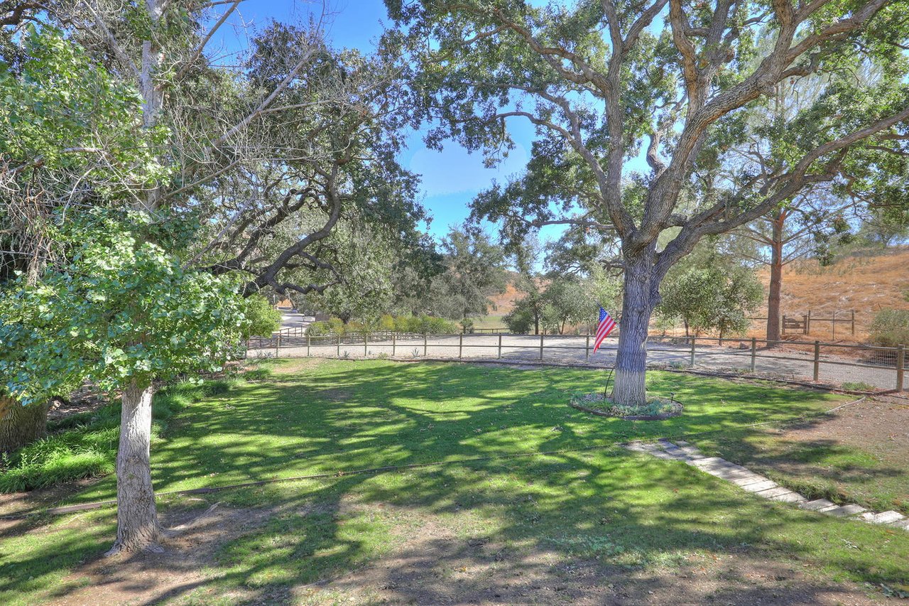Ultimate Family Compound and Entertainer’s Retreat
