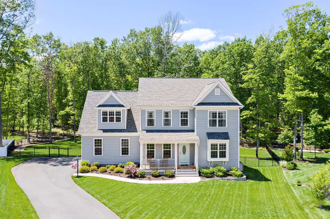 9006 Lavenham Place