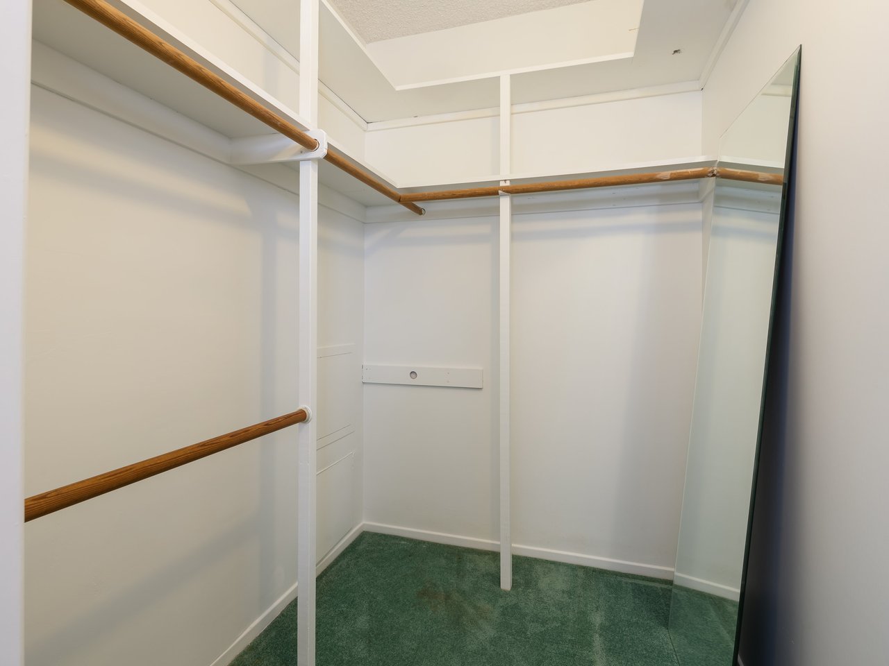 2260 W 229th Place