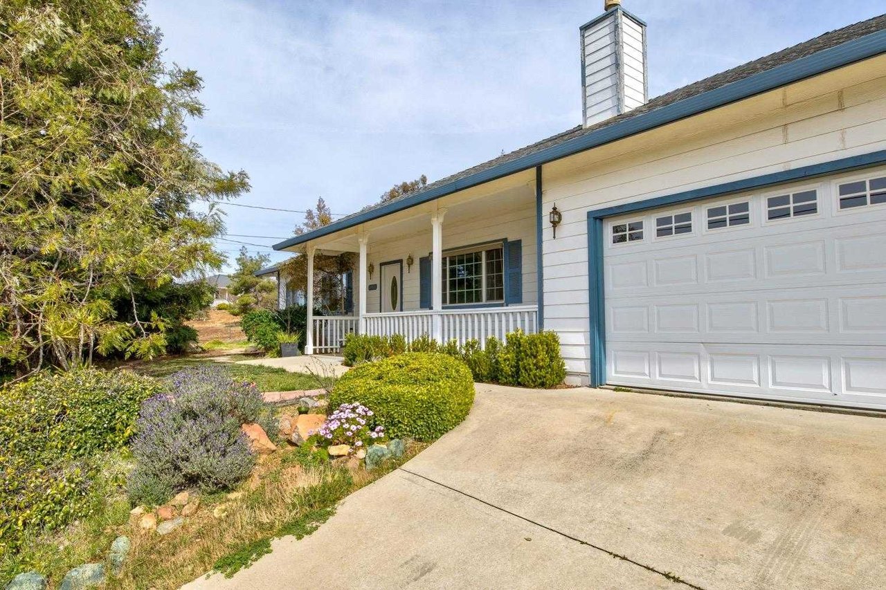 4364 Bartelink Drive