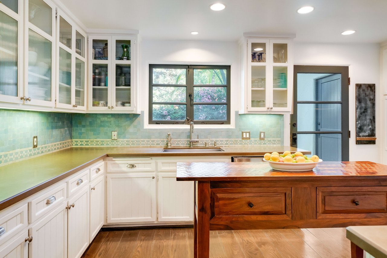 Luxury Lease in Studio City's Fryman Canyon