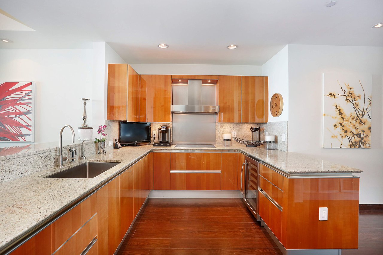 2627 S Bayshore Drive #2903