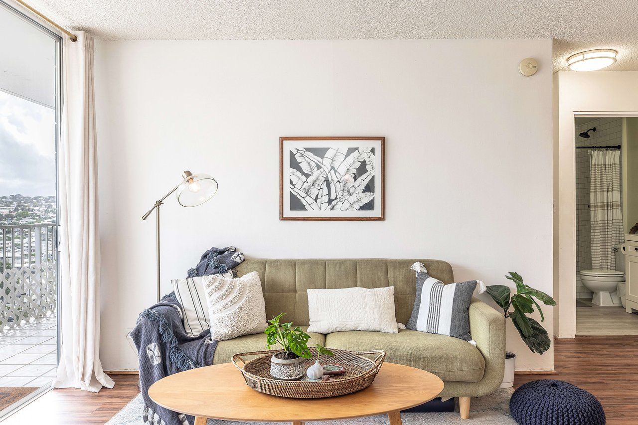 Summer Villa | Kapahulu