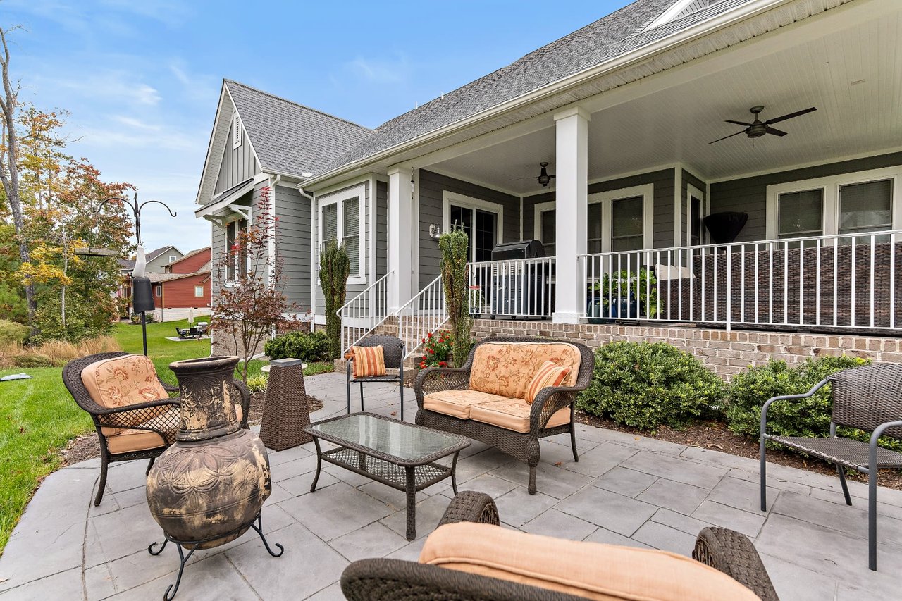 1400 Ascot Hill Terrace