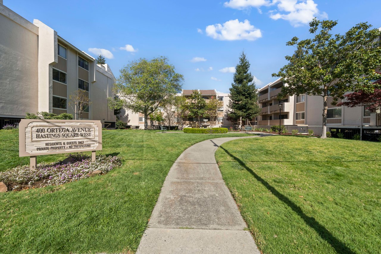 400 Ortega Avenue, 102