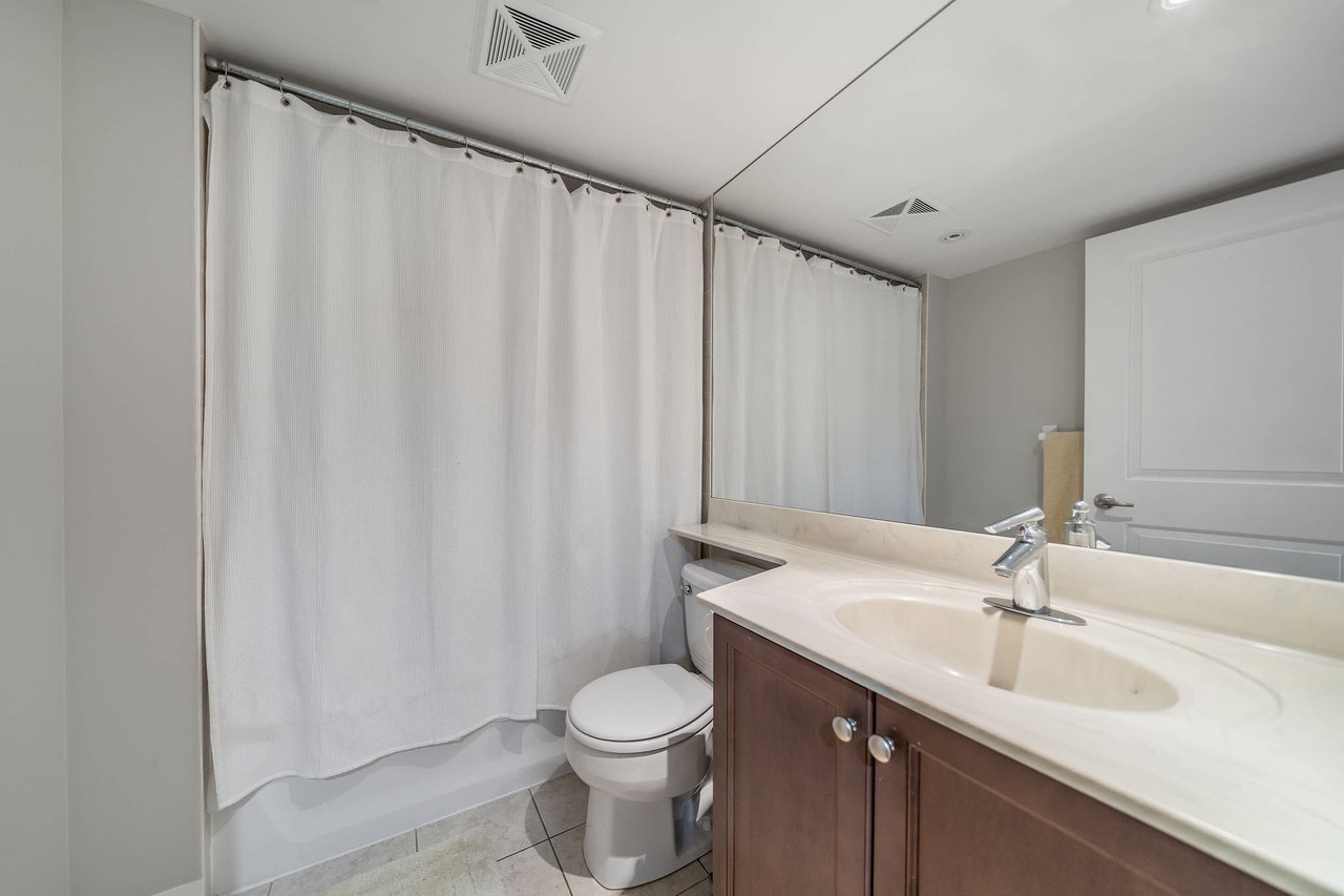 15 Stafford Street #401